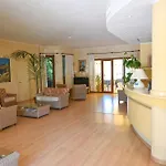 מלון Baja Romantica 3*
