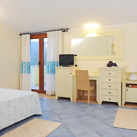 Baja Romantica Otel Bosa