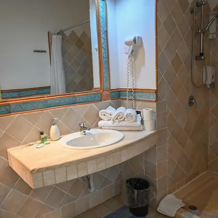 Baja Romantica 3* بوسا
